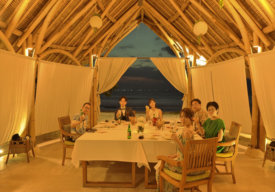 バリ島パーティー　ライトアップしたバンブー・パビリオン