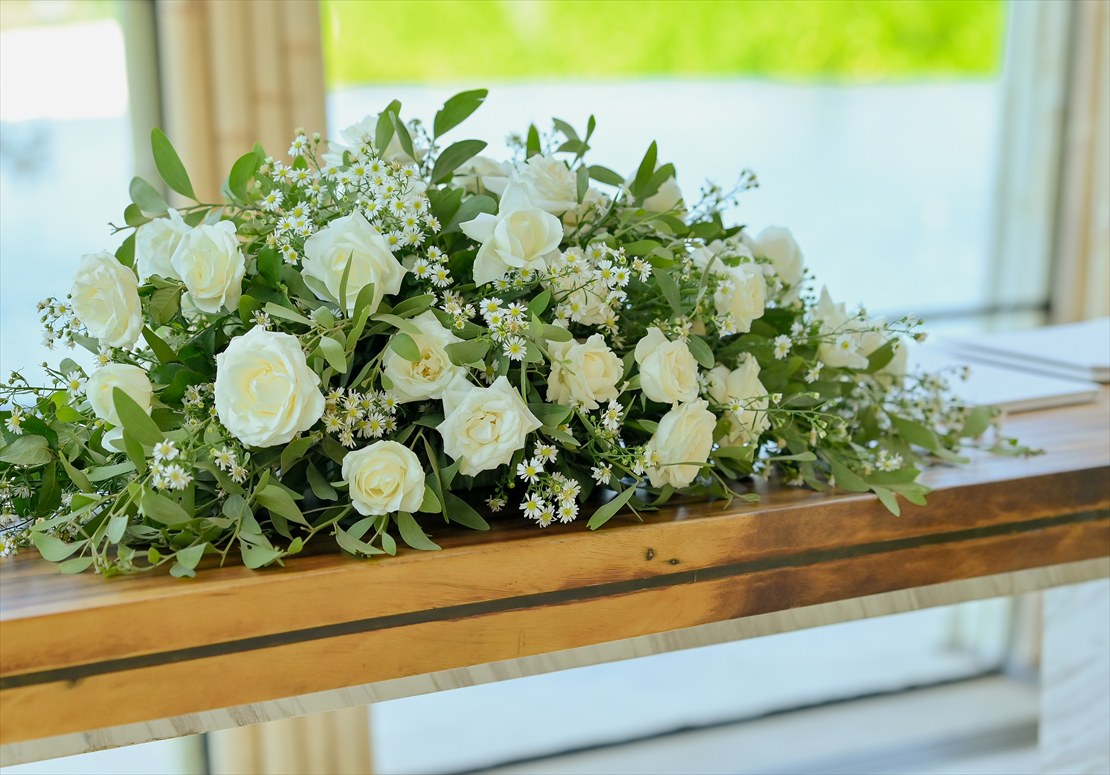 アプルヴァ・ケンピンスキ・バリ・チャペル挙式　生花センターピース・フラワー