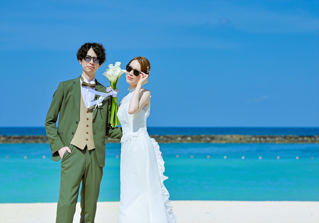 バリ島ウェディング・フォト　ビーチにてサングラス・ショット