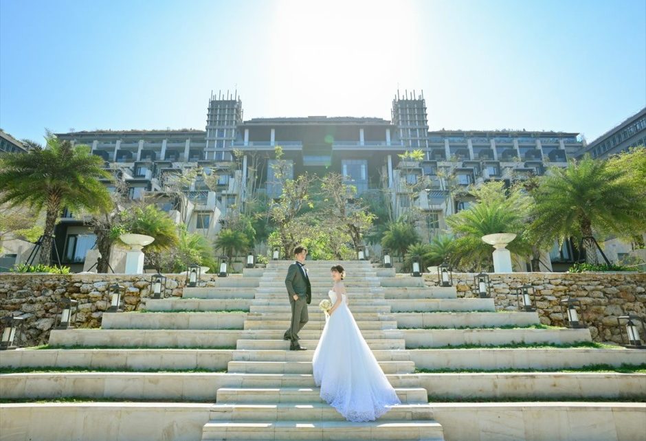 バリ・ケンピンスキ・挙式　クリフスイート棟回廊にて撮影