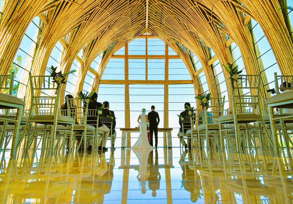 ケンピンスキ・バリ・ウェディング　壮大で荘厳なチャペル挙式