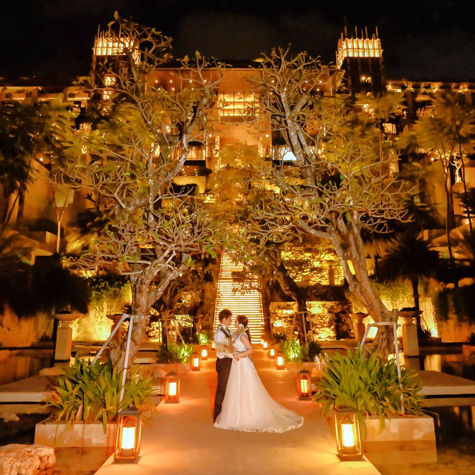 バリ島・ケンピンスキ・オーシャンフロントチャペル・挙式・結婚式　ナイト・ウェディング