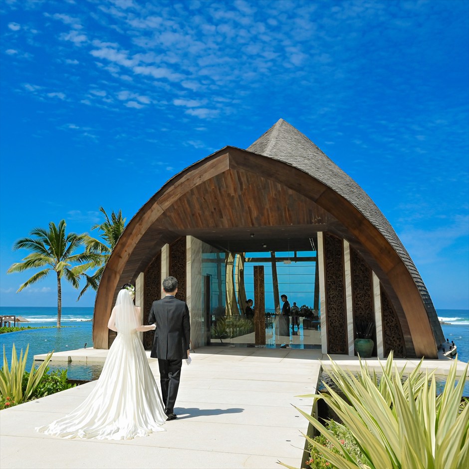 ケンピンスキ・バリ・オーシャンフロント・チャペル・挙式